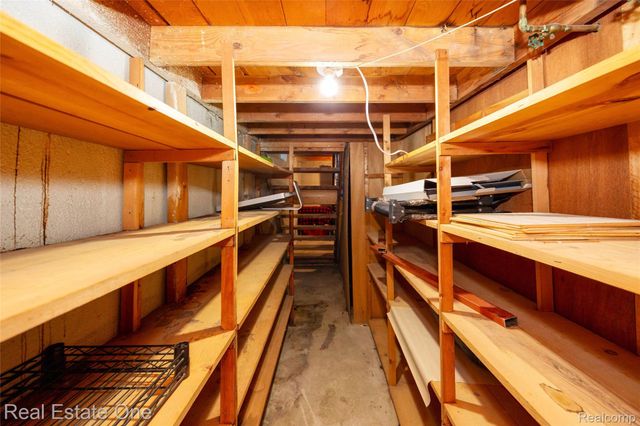 14255 Alexander Street, Livonia, MI 48154