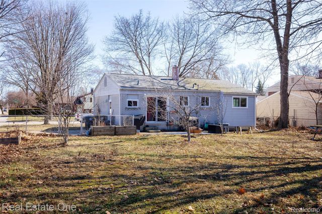 14255 Alexander Street, Livonia, MI 48154