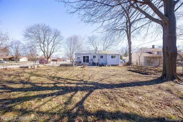 14255 Alexander Street, Livonia, MI 48154