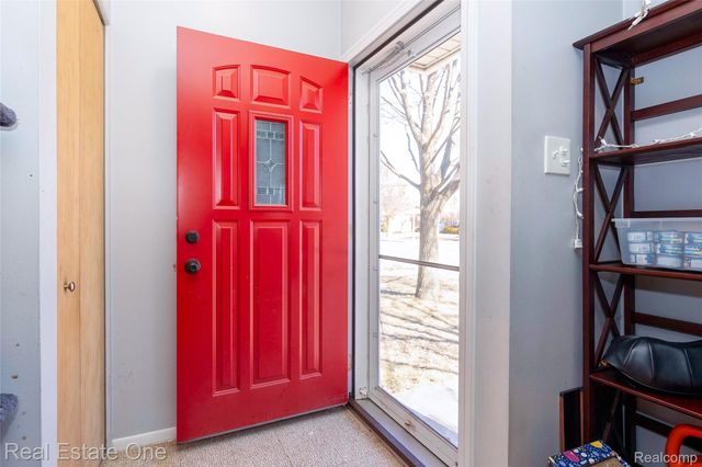 14255 Alexander Street, Livonia, MI 48154