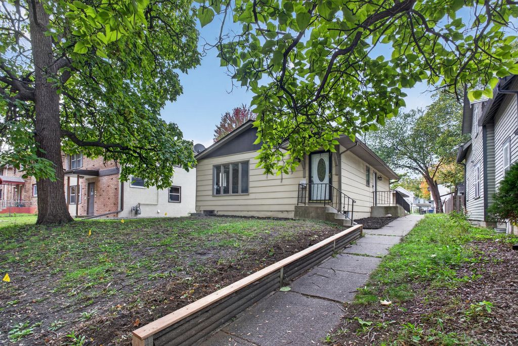 2820 31st Avenue S, Minneapolis, MN 55406 — exterior
