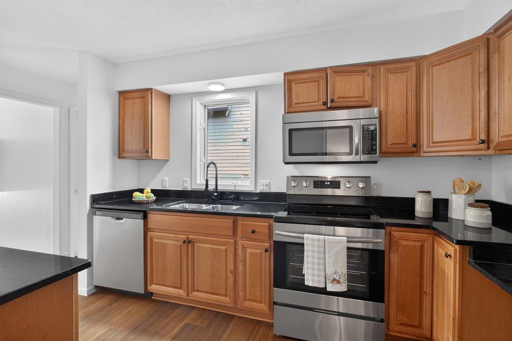 2820 31st Avenue S, Minneapolis, MN 55406 — photo 3