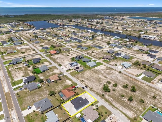 4214 NW 32nd ST, Cape Coral, FL 33993