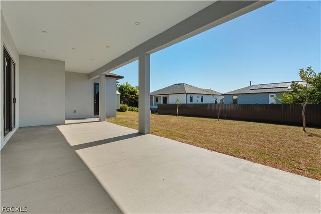 4214 NW 32nd ST, Cape Coral, FL 33993