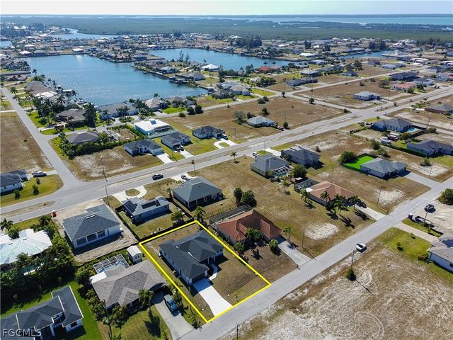 4214 NW 32nd ST, Cape Coral, FL 33993