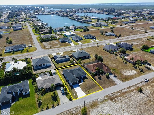 4214 NW 32nd ST, Cape Coral, FL 33993