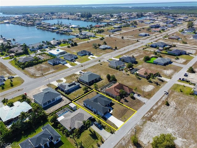 4214 NW 32nd ST, Cape Coral, FL 33993