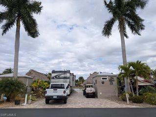5279 Cypress Trail Resort CIR, Fort Myers, FL 33905