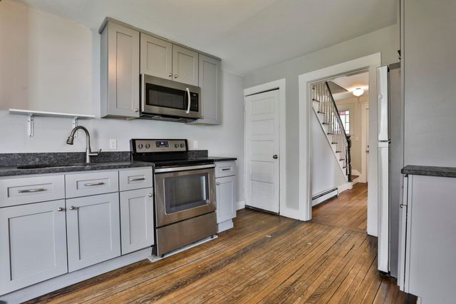 23-25 Beech Street, Newport, NH 03773