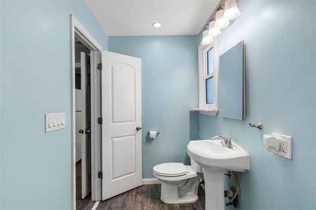1608, 1610, 1612 11TH STREET W, Bradenton, FL 34205