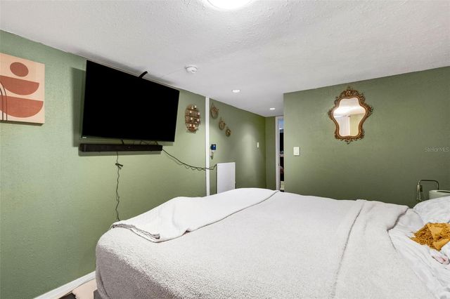 1608, 1610, 1612 11TH STREET W, Bradenton, FL 34205