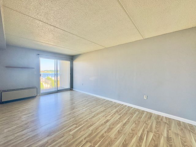 200 Cove Way 304, Quincy, MA 02169