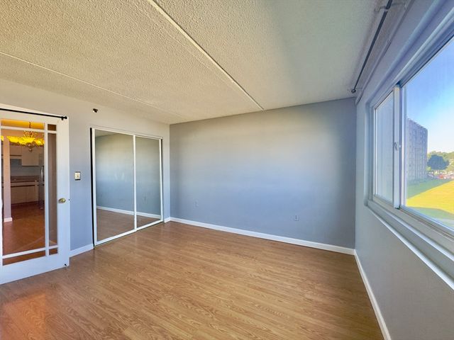 200 Cove Way 304, Quincy, MA 02169