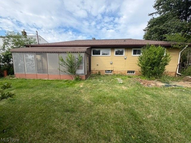 149 Parkway Drive, Eastlake, OH 44095