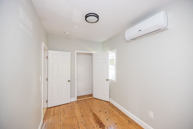 5 S Harlem St 1, Worcester, MA 01610
