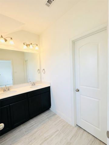 16658 Table Rock Drive, Frisco, TX 75035