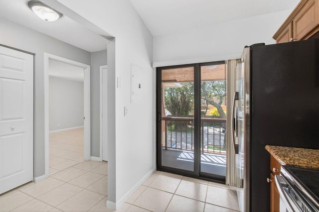 3939 NE 5th Avenue B201, Boca Raton, FL 33431