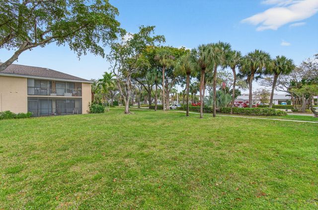 3939 NE 5th Avenue B201, Boca Raton, FL 33431