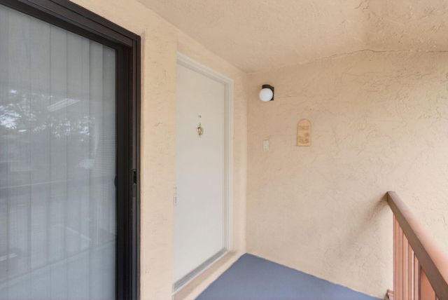 3939 NE 5th Avenue B201, Boca Raton, FL 33431