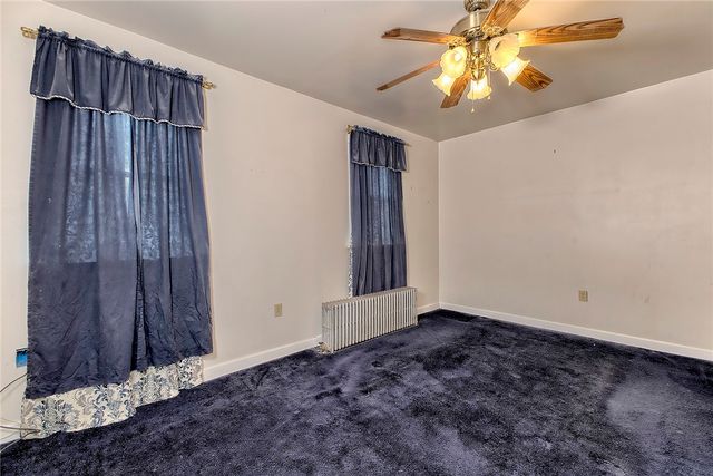 229 S 5th St, Youngwood, PA 15697