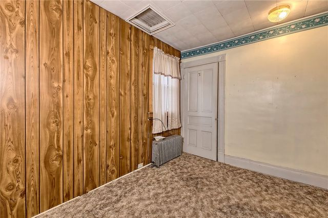 229 S 5th St, Youngwood, PA 15697