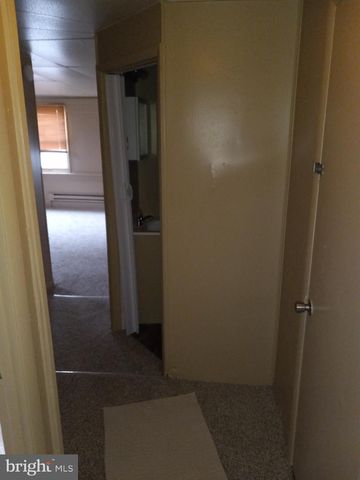 173 E PENN ST, Carlisle, PA 17013