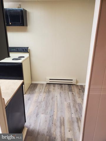 173 E PENN ST, Carlisle, PA 17013