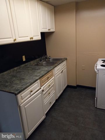 173 E PENN ST, Carlisle, PA 17013