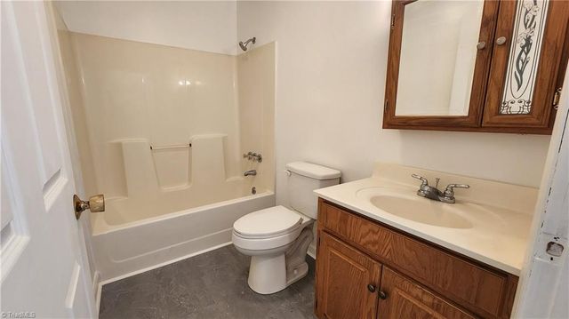 1141 Fieldcrest Road, Eden, NC 27288