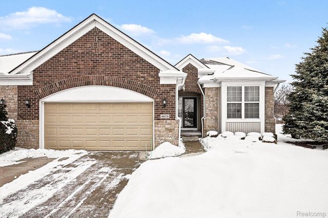 49579 Lakewood Street, Macomb Township, MI 48042