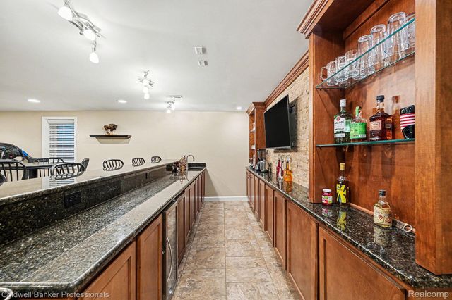 49579 Lakewood Street, Macomb Township, MI 48042