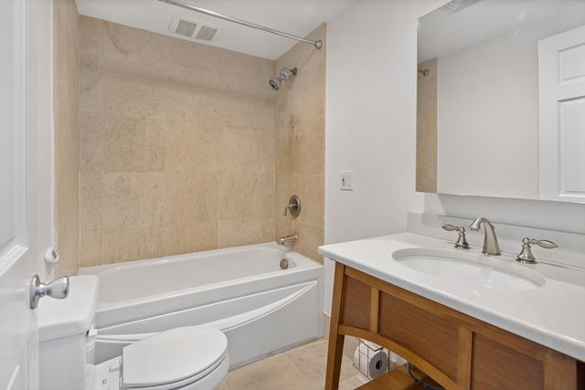24 Emerson St 3, Boston, MA 02127