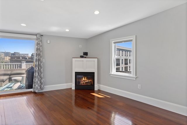 24 Emerson St 3, Boston, MA 02127