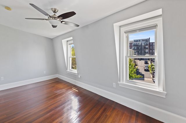 24 Emerson St 3, Boston, MA 02127