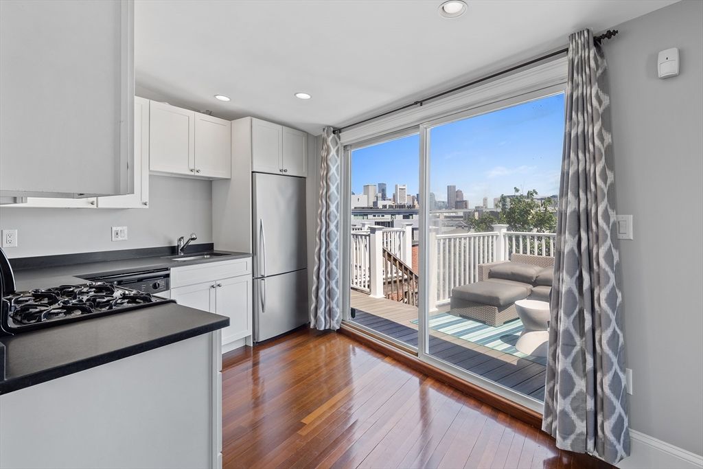 24 Emerson St 3, Boston, MA 02127