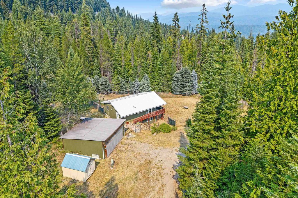 461 Beaver Creek Ln, Metaline, WA 99152 photo 2
