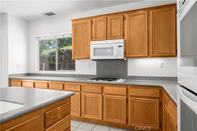 19459 Hebron Court, Riverside, CA 92508