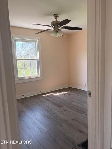 3407 Skyline Drive, Knoxville, TN 37914