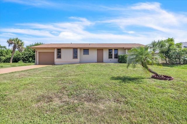 528 MAGNOLIA AVENUE NW, Port Charlotte, FL 33952