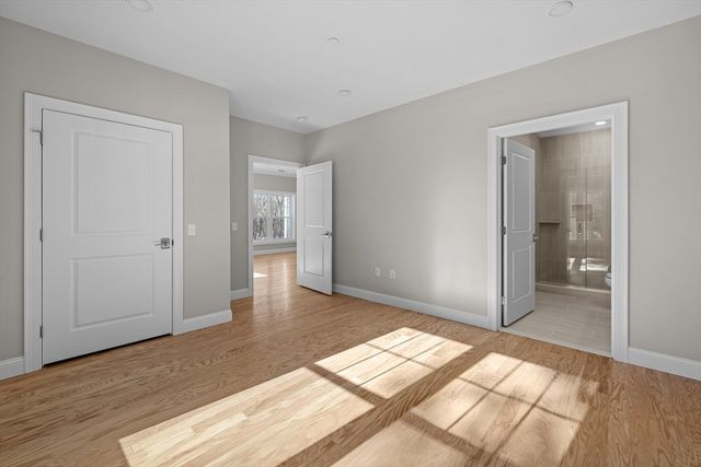 485 Blue Hills Parkway 6, Milton, MA 02186