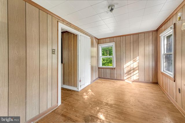 202 LAWRENCE CORNER RD, Pittsgrove, NJ 08318