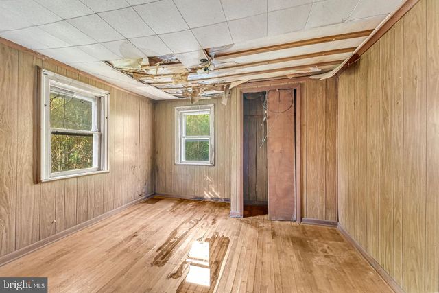 202 LAWRENCE CORNER RD, Pittsgrove, NJ 08318
