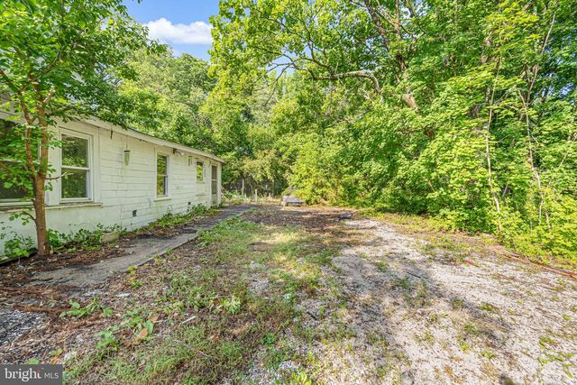 202 LAWRENCE CORNER RD, Pittsgrove, NJ 08318