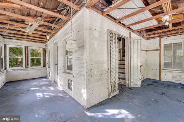 202 LAWRENCE CORNER RD, Pittsgrove, NJ 08318