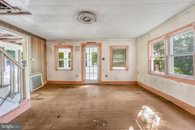 202 LAWRENCE CORNER RD, Pittsgrove, NJ 08318