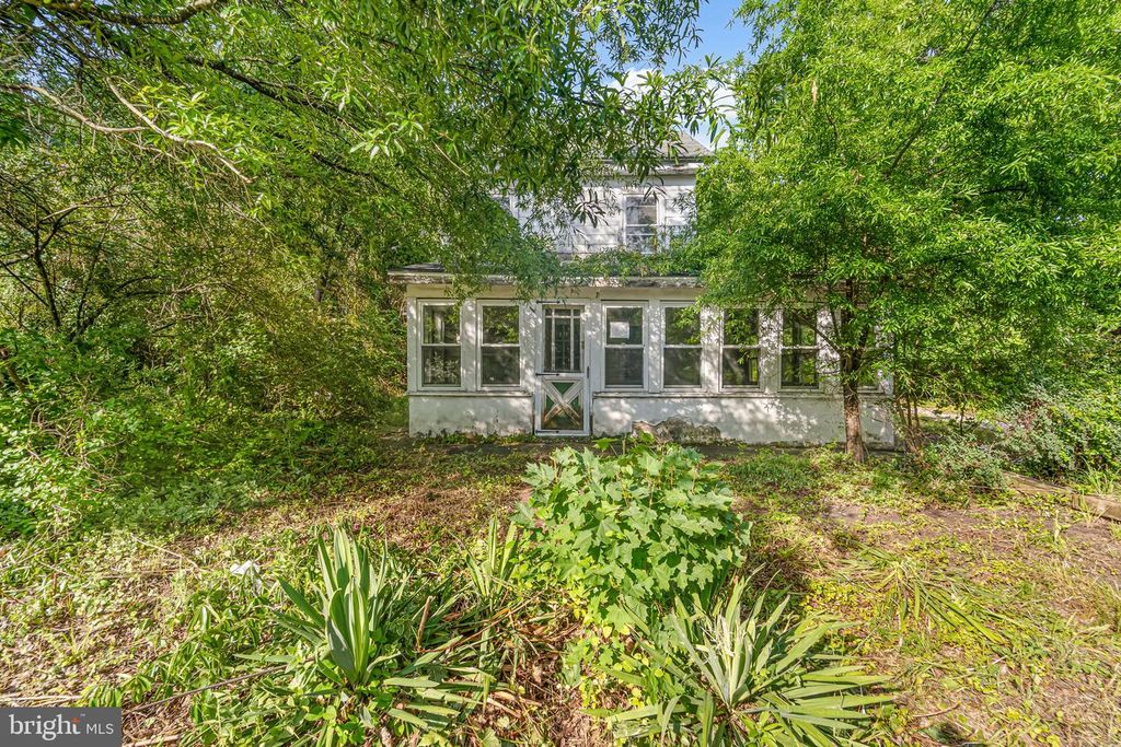202 LAWRENCE CORNER RD, Pittsgrove, NJ 08318