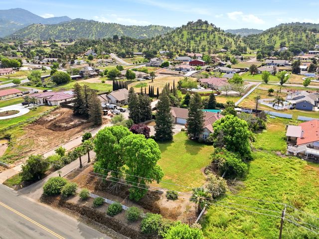 32265 Pleasant Oak Drive, Springville, CA 93265