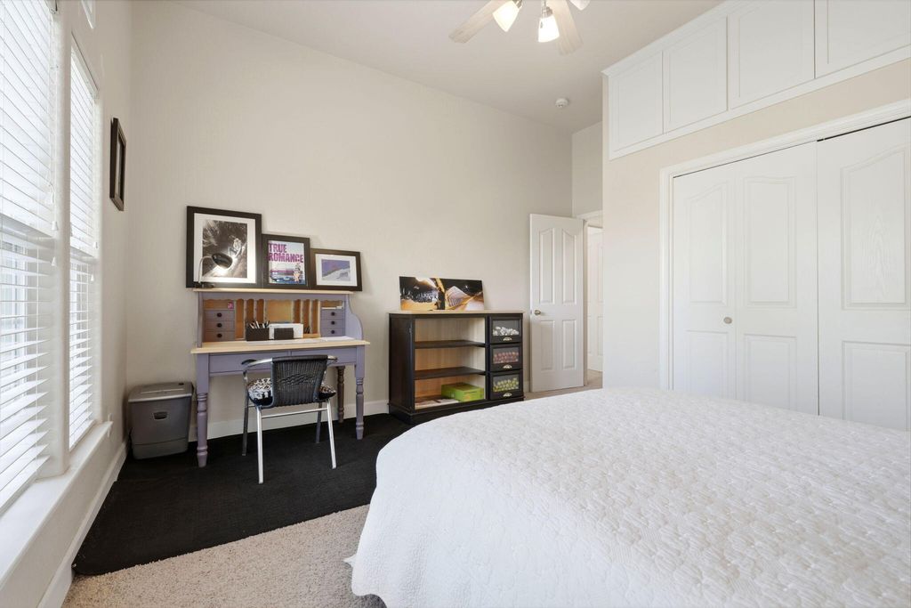 Image 35 of property listing at 32265 Pleasant Oak Drive, Springville, CA 93265