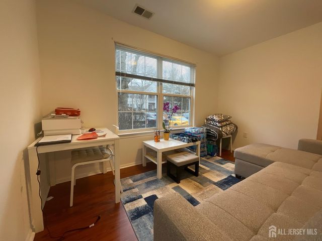 1207 Cypress Ln Lane, East Brunswick, NJ 08816