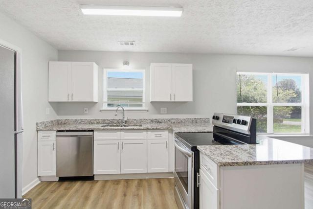 222 Dove Place, Social Circle, GA 30025